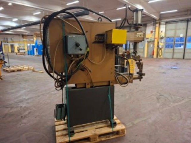 1491147-4 Punktsvets ESAB ZPFB-145