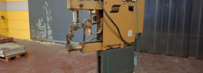 Bild som representerar auktionen - Industrimaskiner och palldragare