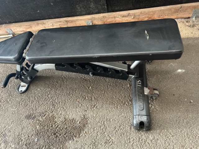 1427581-5 Adjustable weight bench - Atlantis