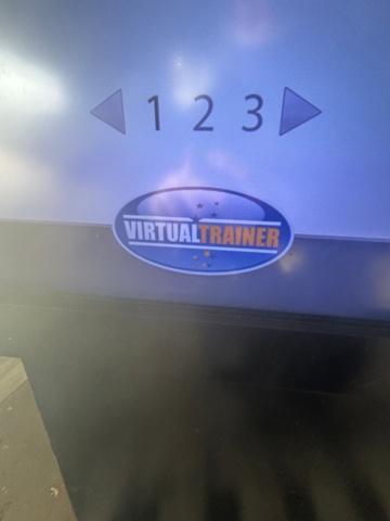 1427582-5 Screen with training program - Virtual Trainer