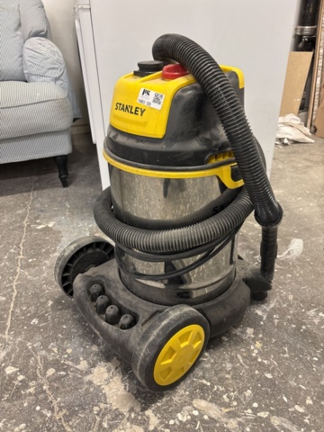 1469105-6 Wet and dry vacuum cleaner - Stanley SXVC30XTDE -2021