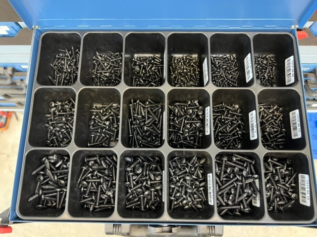 1490366-21 Assortment boxes