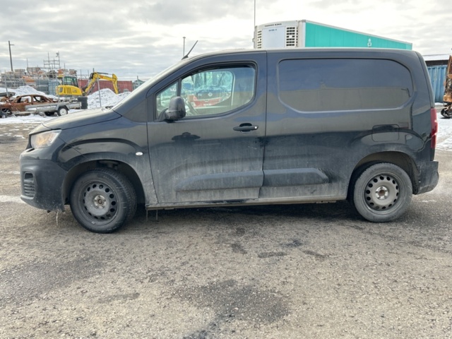 1455014-2 Peugeot Partner L1 1.5 BlueHDi 130 EAT, 130hp, 2022