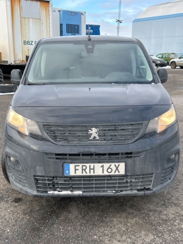 1455014-8 Peugeot Partner L1 1.5 BlueHDi 130 EAT, 130hp, 2022