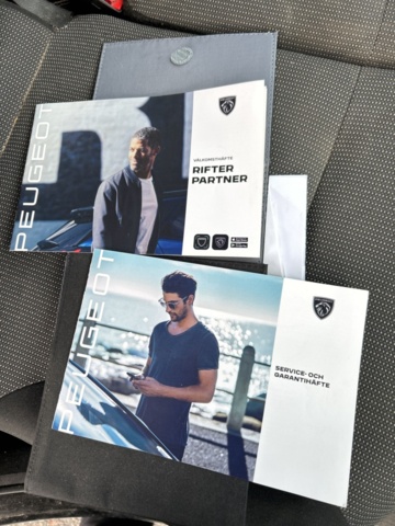 1455014-41 Peugeot Partner L1 1.5 BlueHDi 130 EAT, 130hp, 2022