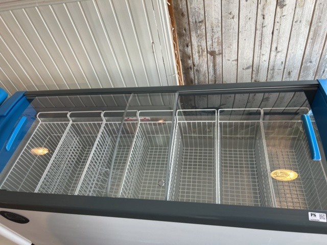 1435684-2 Freezer with sliding glass lid - Elcold Focus 171