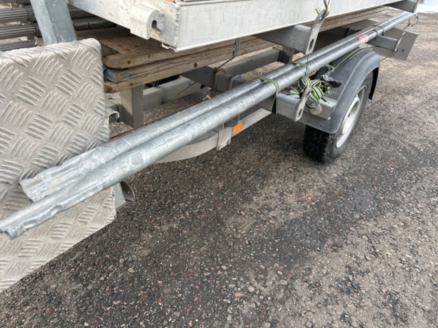 1455016-15 Scaffolding trailer with frame scaffolding parts - Monzon / Tysse