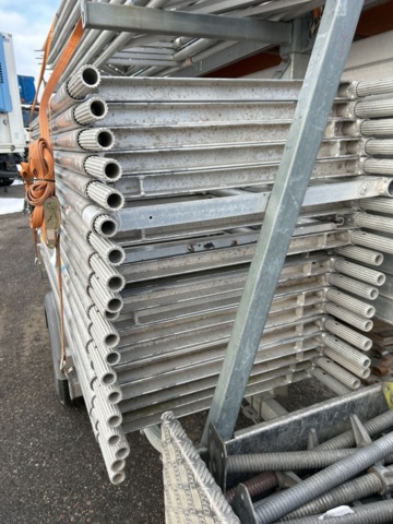 1455016-26 Scaffolding trailer with frame scaffolding parts - Monzon / Tysse