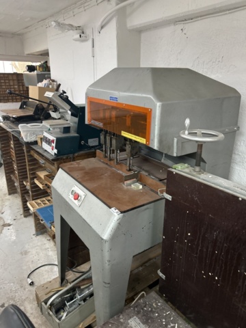 1491781-2 Multi-drilling machine for paper - "Multidriller"