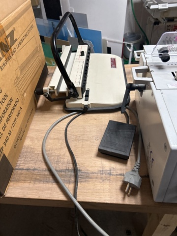 1491784-8 Electric punching machine for wire binding - Renz DTP 340 M