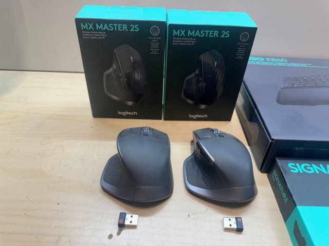 1418208-6 Keyboard 2pcs & Computer Mouse 2pcs Logitech