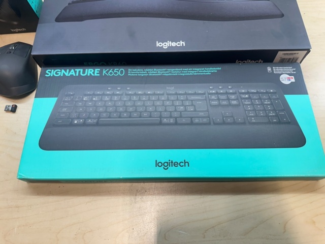 1418208-4 Keyboard 2pcs & Computer Mouse 2pcs Logitech