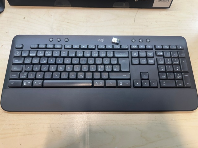 1418208-5 Keyboard 2pcs & Computer Mouse 2pcs Logitech