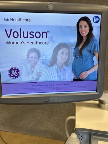 1453382-5 Ultrasound machine with probes and accessories - GE Voluson E6 -2016