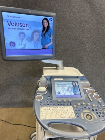 1453382-7 Ultrasound machine with probes and accessories - GE Voluson E6 -2016