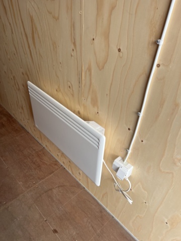 1384777-10 Container with door 40 feet