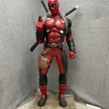 1436349-1 Statue approx. 190 cm high - “Deadpool”