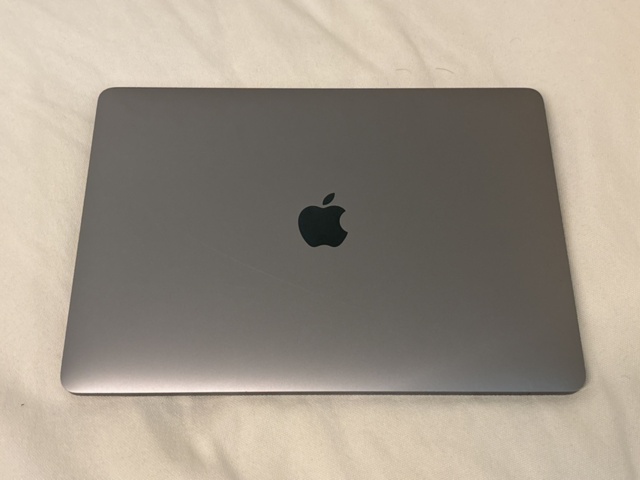 1469120-5 Laptop - Apple MacBook Pro 13”