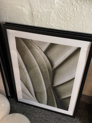 1469129-8 Belysning och ramade planscher