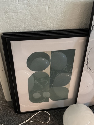 1469129-12 Belysning och ramade planscher