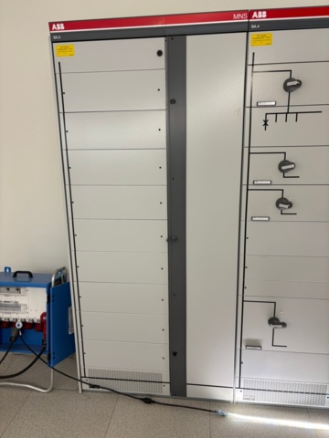 1404682-8 Medium voltage switchgear - ABB SafeRing Air / SafePlus Air, Modular housing