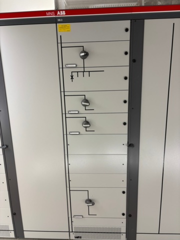 1404682-15 Medium voltage switchgear - ABB SafeRing Air / SafePlus Air, Modular housing