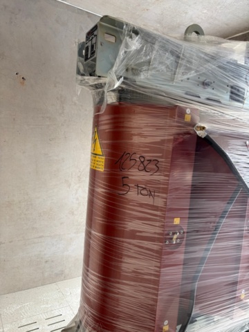 1404682-61 Medium voltage switchgear - ABB SafeRing Air / SafePlus Air, Modular housing