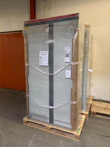 1404682-63 Medium voltage switchgear - ABB SafeRing Air / SafePlus Air, Modular housing