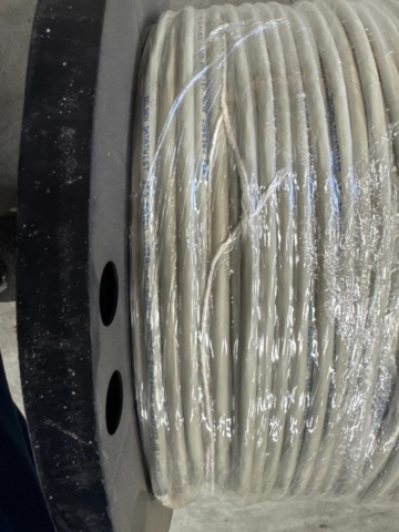 1491476-4 Network cable