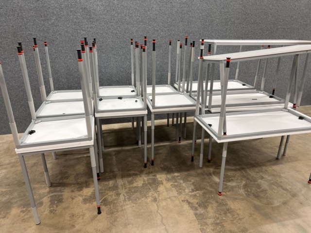 1492081-2 22 pcs Table Kinnarps