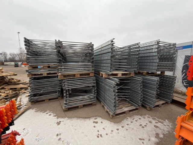 1492108-14 94 sektioner pallställ och 520 balkar