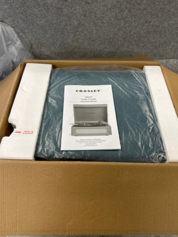 1442286-2 Vinyl player - Crosley Voyager CR8017B (Returned product)