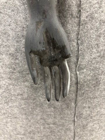 1436159-6 Samling med skyltdockor med stativ