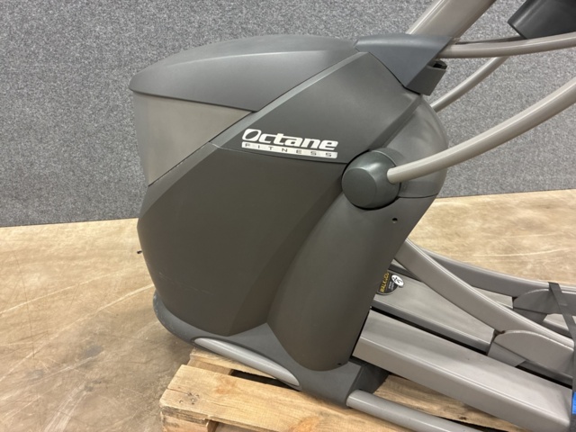 1492148-14 Cross trainer, Octane fitness