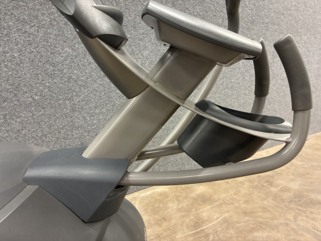 1492148-18 Cross trainer, Octane fitness