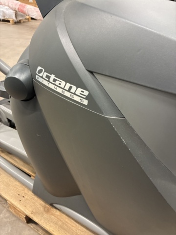 1492148-25 Cross trainer, Octane fitness