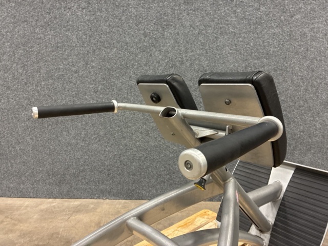 1492149-4 Back extension bench, Cybex