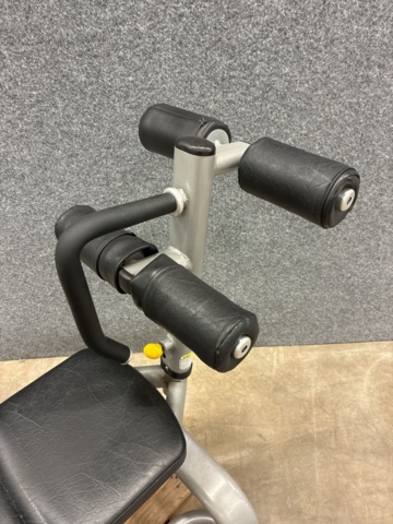 1492150-8 Sit-up bench, Cybex