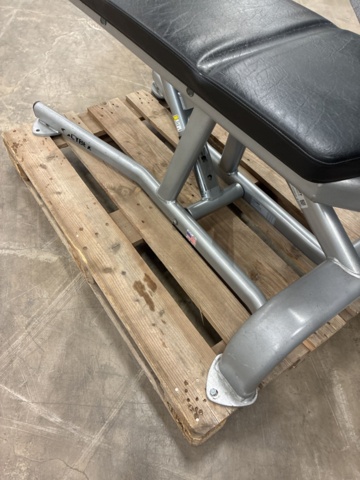 1492150-19 Sit-up bench, Cybex