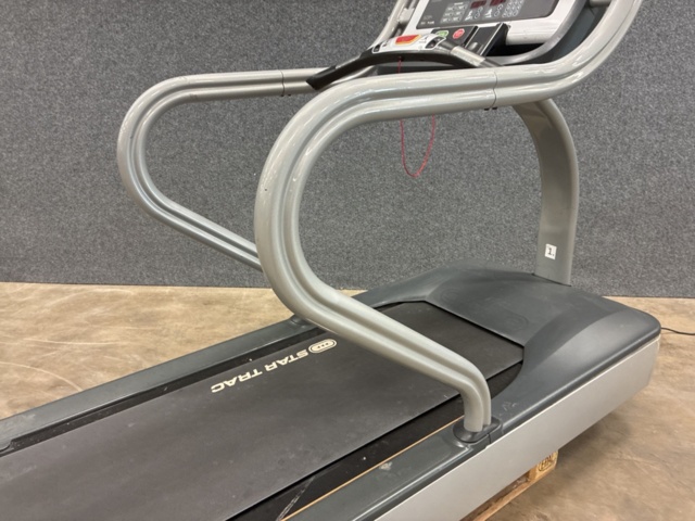 1492152-13 Treadmill, Star Trac