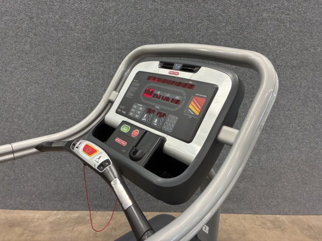 1492152-15 Treadmill, Star Trac