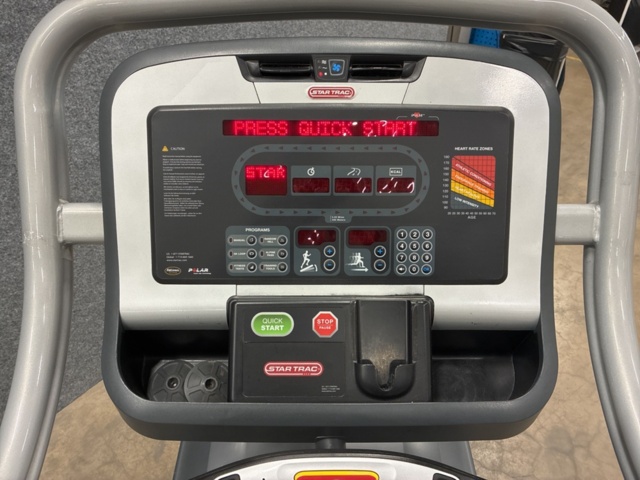 1492152-32 Treadmill, Star Trac