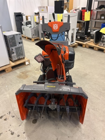 1435702-2 Snowblower Husqvarna ST 430T -2021