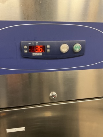 1473021-4 Refrigerator - Electrolux