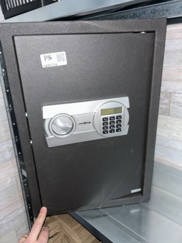 1435704-1 Värdeskåp med digitallås - Marquant