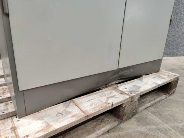 1492425-4 Verkstadsskåp Rosengrens (låst)