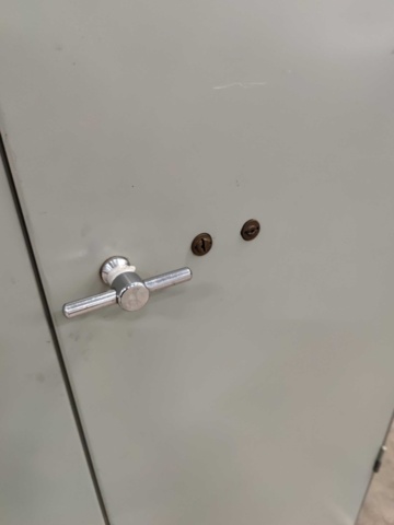 1492425-7 Verkstadsskåp Rosengrens (låst)