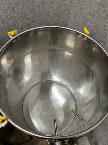 1436497-20 Fermentation tank with various accessories - Polsinelli 150 LT