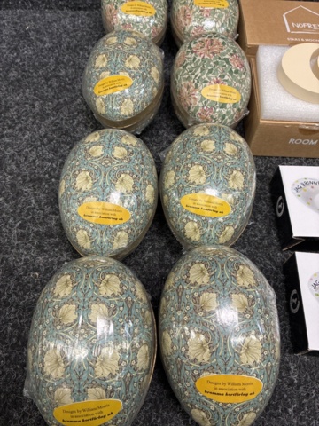 1483695-2 Påskägg, klädhängare & ljuslyktor