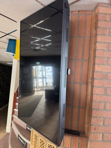 1405548-5 NEC E558 – 55” Professionell LED-display